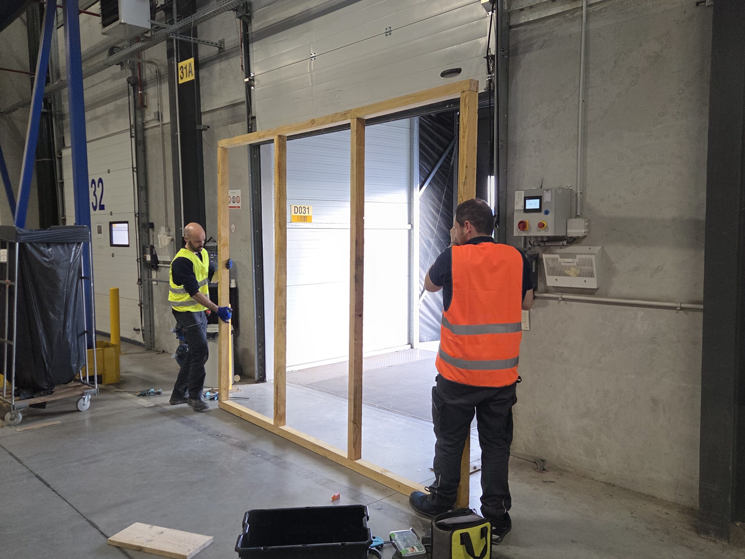 20260214_170645 Portes soufflantes pour un test d'étanchéité à l'air très grand volume